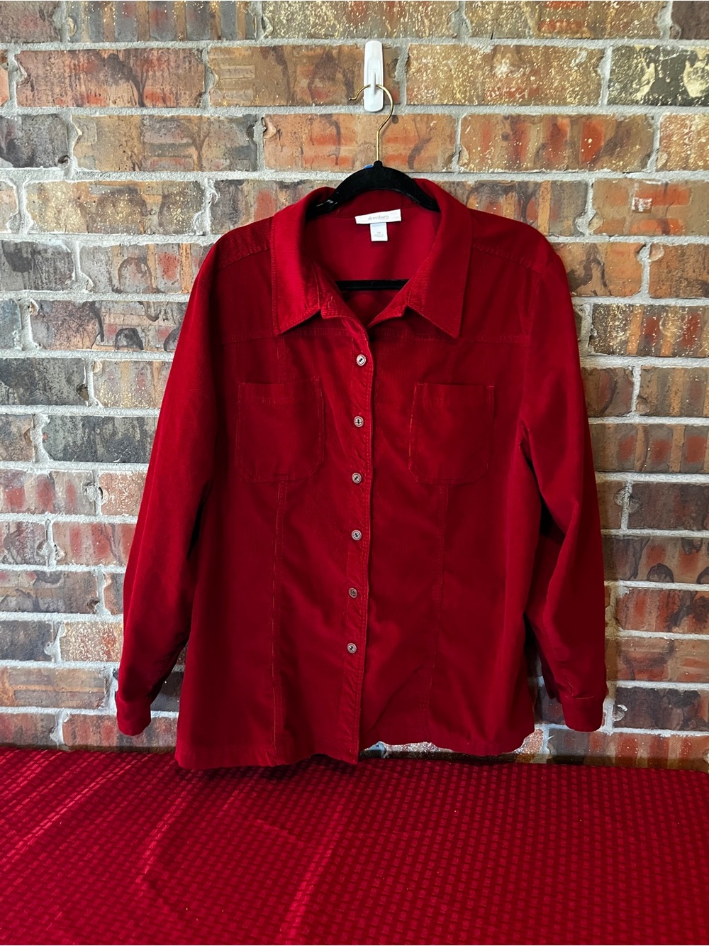 vintage Dressbarn Woman Red corduroy button-up shirt Size:2X